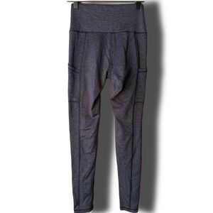 Aerie dark blue leggings w/ pockets